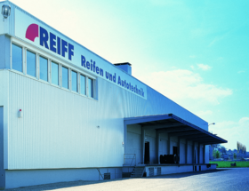 Producătorul de sisteme de izolare din Germania deschide fabrica din Sacele, România