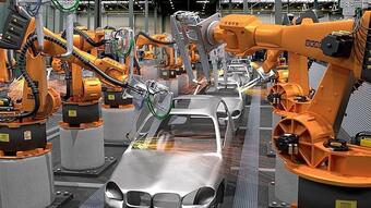 Roboții ar putea prelua peste 20 de milioane de locuri de muncă în industrie până în 2030