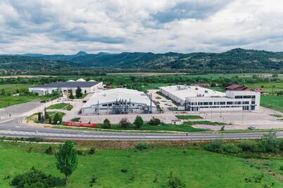 Joyson Safety Systems scoate la vânzare fabrica din Ribița pe fondul consolidării producției la Arad