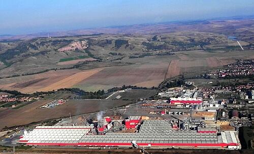 Kronospan investește 10 milioane de euro în fabrica din România Kronospan investește 10 milioane de euro în fabrica din România