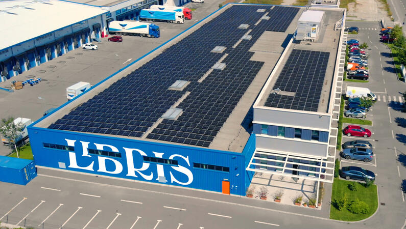 Depozitul verde: Libris investește 300.000 euro în panouri fotovoltaice și devine independentă energetic