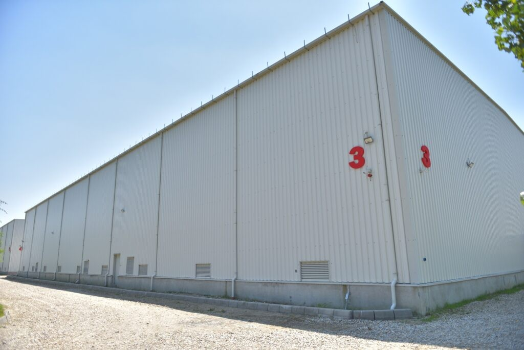 Piața industrială și logistică din România înregistrează o creștere de 10% în volumele de închiriere în prima jumătate a anului 2025