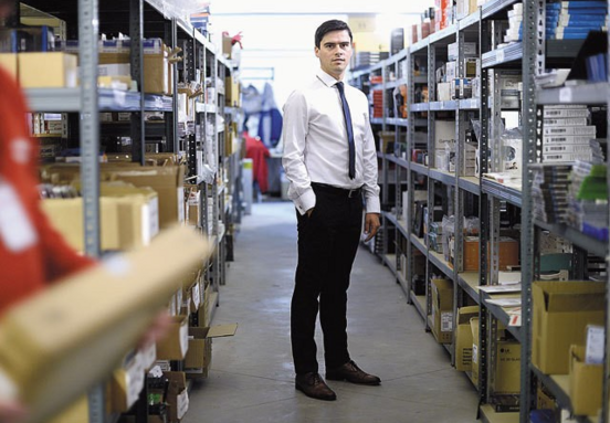 Evomag investește 500.000 EUR într-un centru logistic de 4.000 mp în București Evomag investește 500.000 EUR într-un centru logistic de 4.000 mp în București