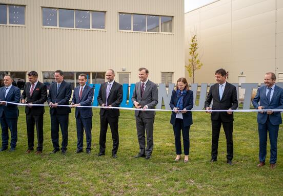 Knauf Insulation inaugurează fabrica din Târnăveni, cea mai mare investiție a grupului în Europa Centrală și de Est, transformând România într-un centru industrial regional