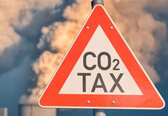 Taxa pe carbon va majoră chiriile proprietăților comerciale și industriale până în 2026
