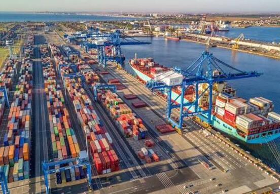 DP World obține un împrumut verde de 25 milioane € de la BERD pentru electrificarea terminalului din Constanța