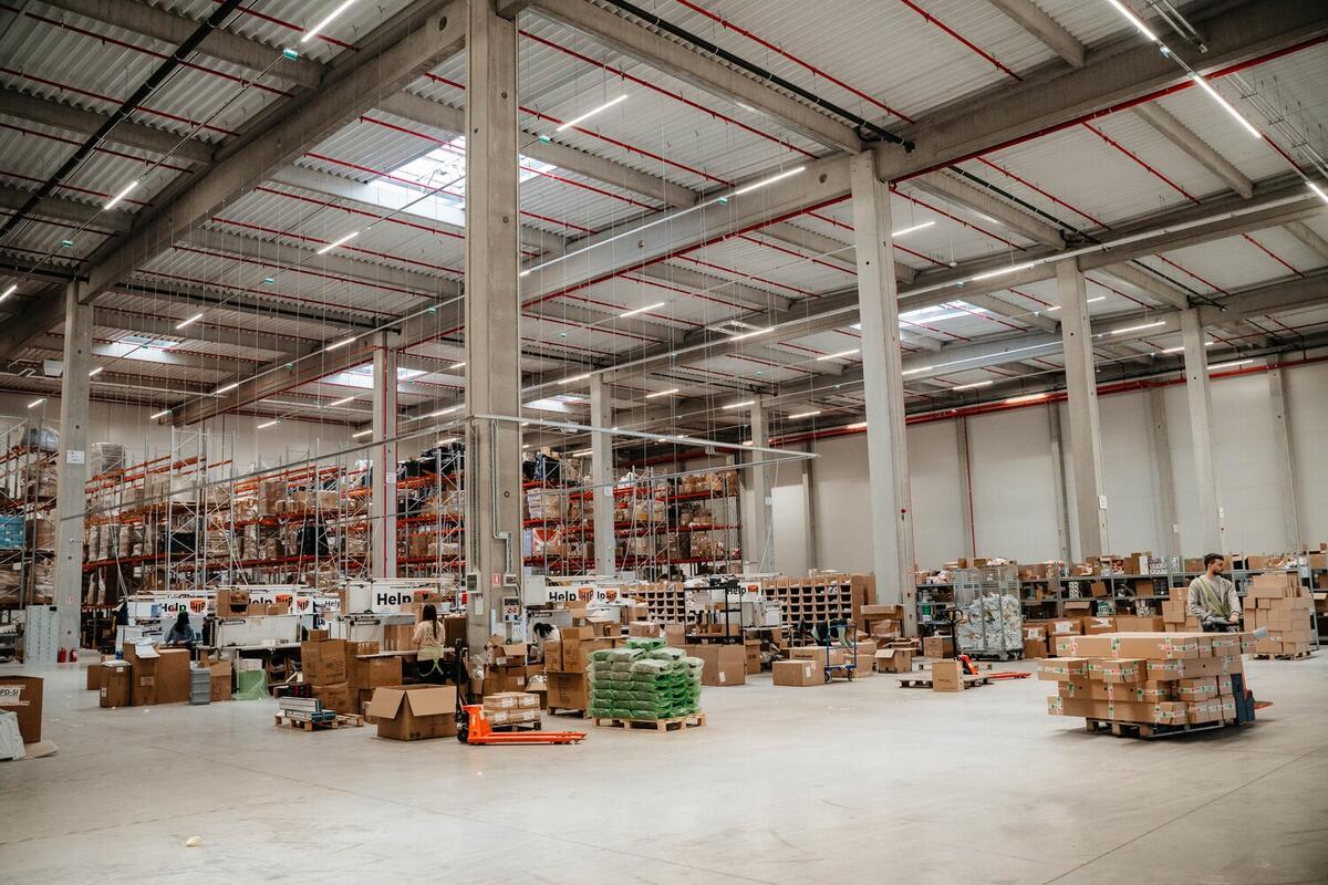 CTP își extinde parteneriatul cu furnizorul de servicii e-commerce HelpShip la 20.000 mp în Oradea